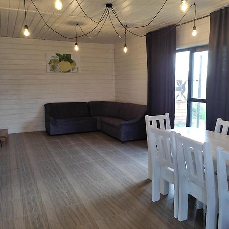 Сімейний Куточок Switjas Exterior foto